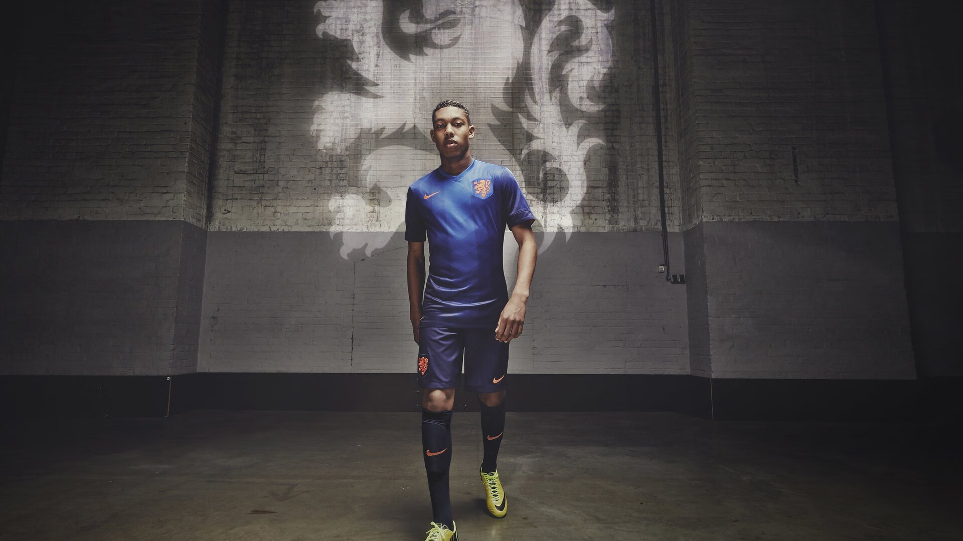 法甲领跑者巴黎圣日耳曼又一场大胜！，巴黎圣日耳曼几次法甲冠军