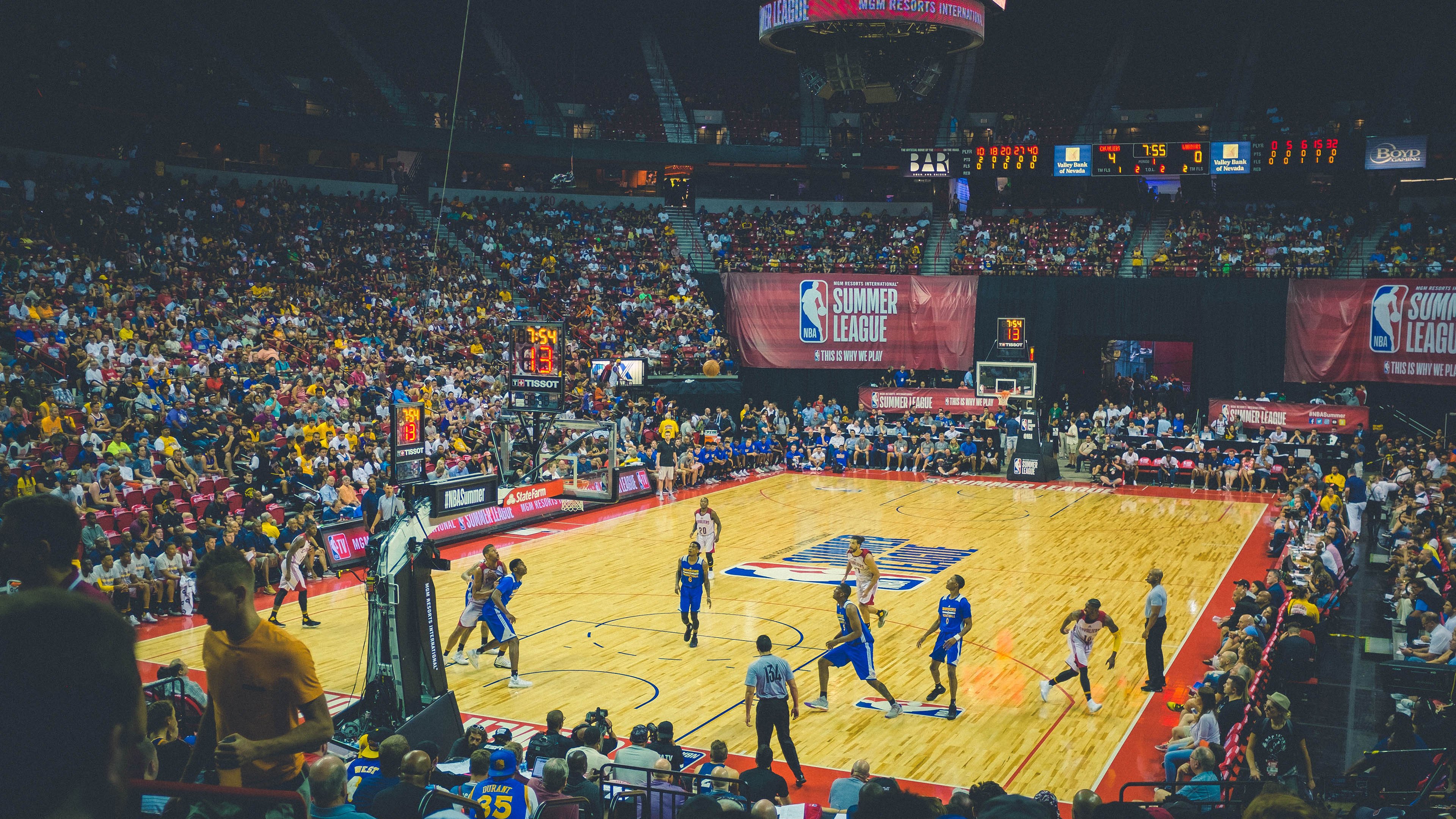 勇士队豪取23连胜，打破联盟纪录，勇士最高连胜纪录24连胜